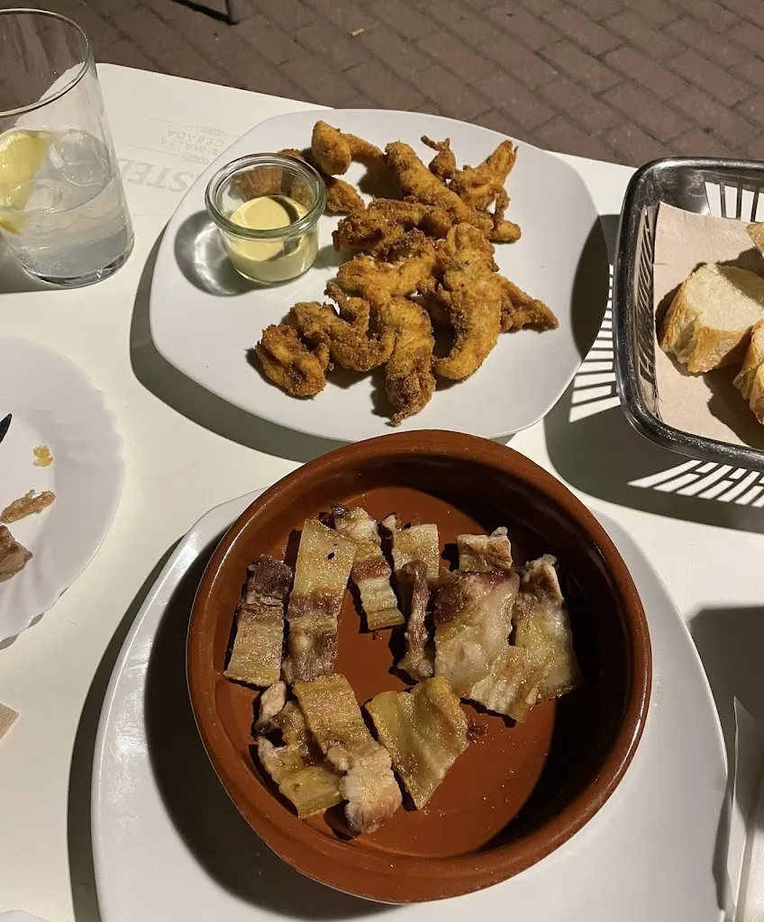 Bar Quinta de los Molinos restaurant in Los Molinos