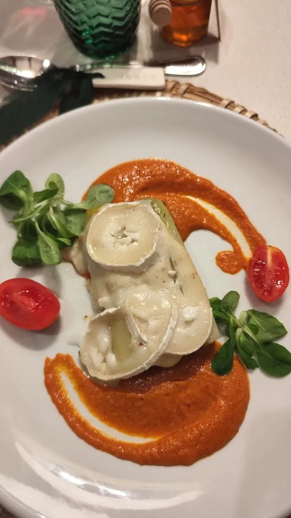 Jesus M. Sanz Martin_La Hacienda de los Santos_Los Santos de la Humosa_review