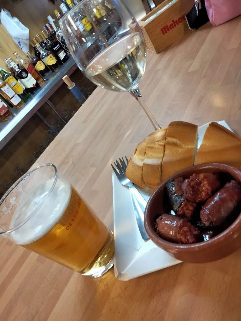 Luckyng fortheworld_Meson los Santos_Los Santos de la Humosa_review