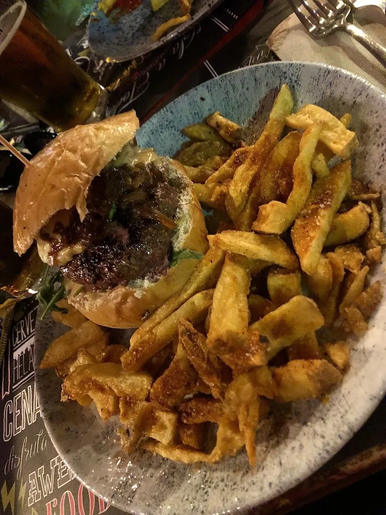 Shey M._Twister Rock&Food_Leganés_review