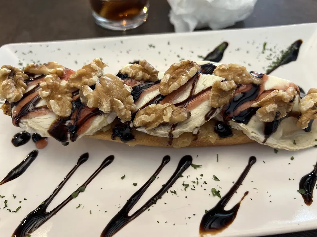 Bar CAPITOL_Loeches_slider_image_3