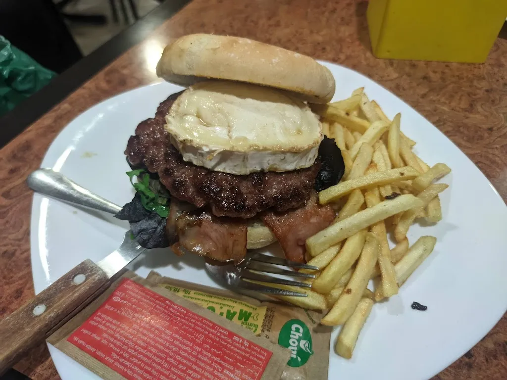 Cafetería Cariben restaurant in Loeches