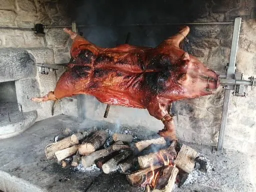 Mesón Abadía de San Enrique_Boiro_slider_image_3