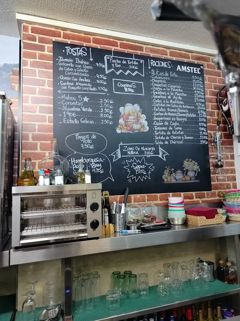 Menu_Bar Manolo_Lozoyuela-Navas-Sieteiglesias_image_1