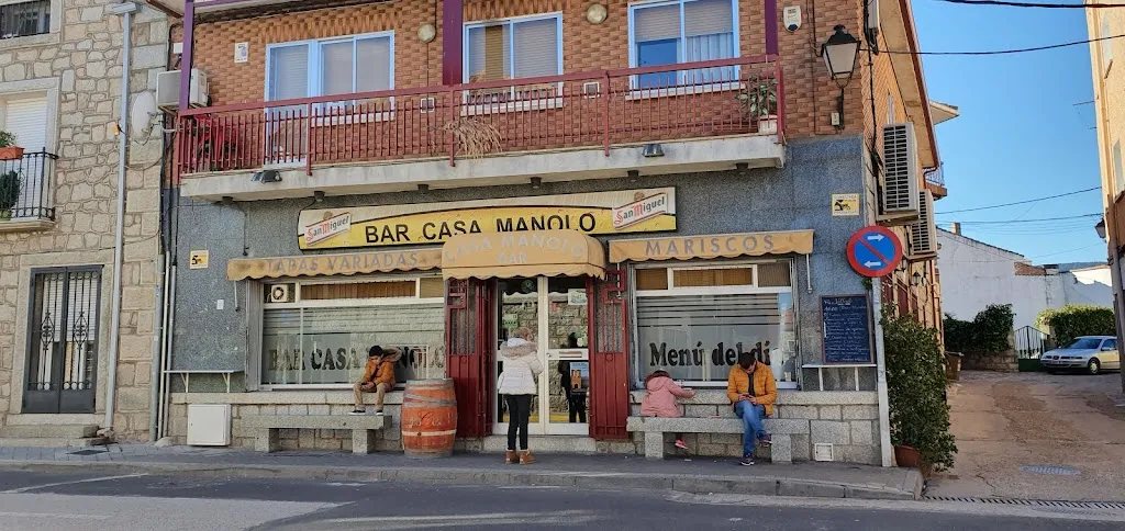 Bar Manolo restaurant in Lozoyuela-Navas-Sieteiglesias