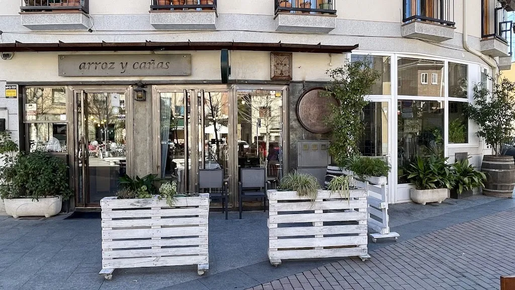 Arroz y cañas restaurant in Guadalix de la Sierra