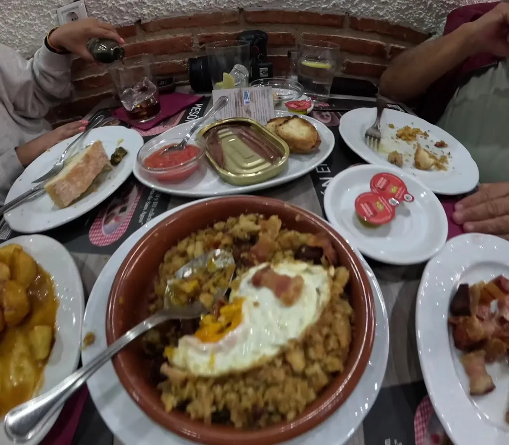 Mesón Enebro_Guadalix de la Sierra_slider_image_2