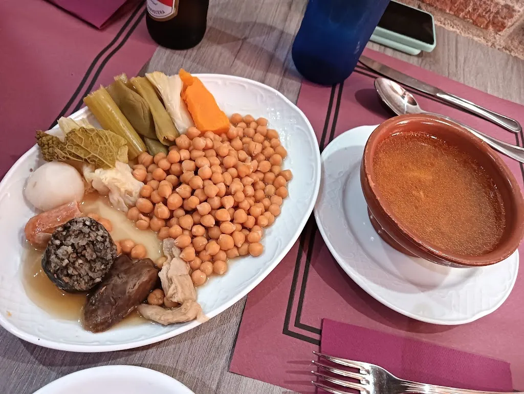 Mesón Enebro_Guadalix de la Sierra_slider_image_3