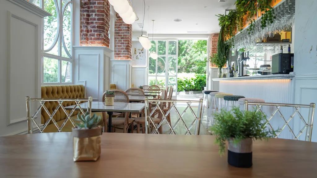 y Lucientes restaurant in Moncloa-Aravaca