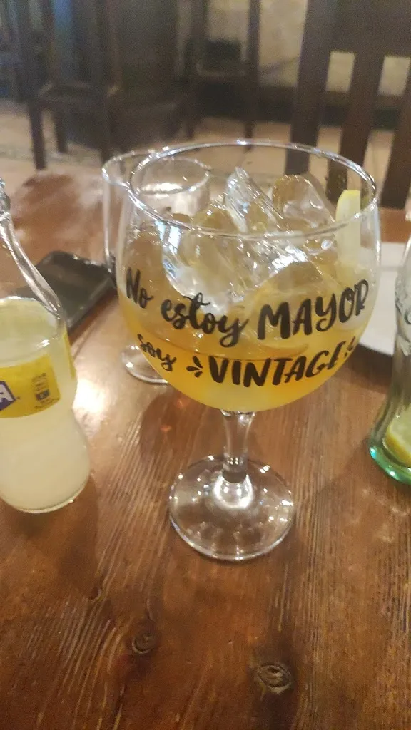 Nacho Alda_Bar Macario_Mejorada del Campo_review