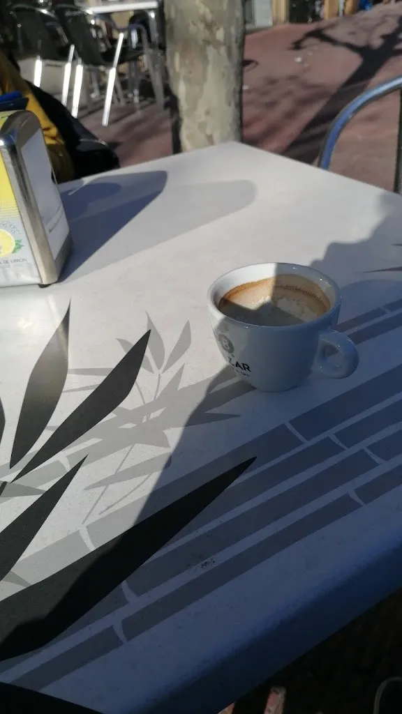 Angel Villanueva_Bar Quinta Avenida_Mejorada del Campo_review