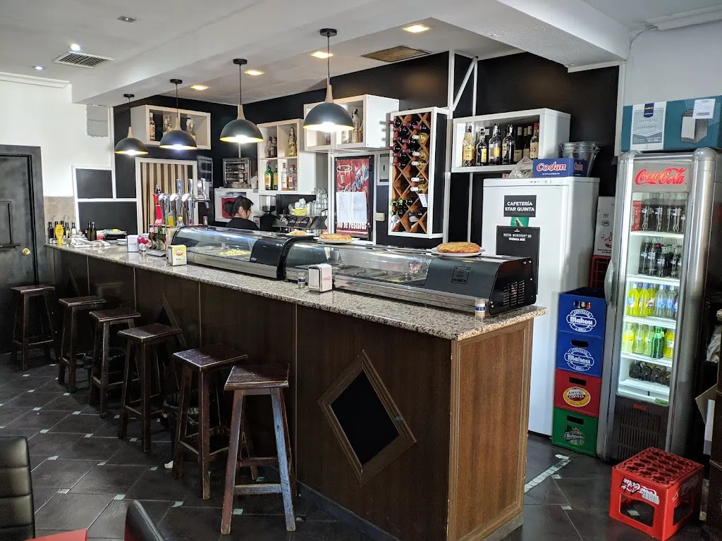 Bar Quinta Avenida restaurant in Mejorada del Campo