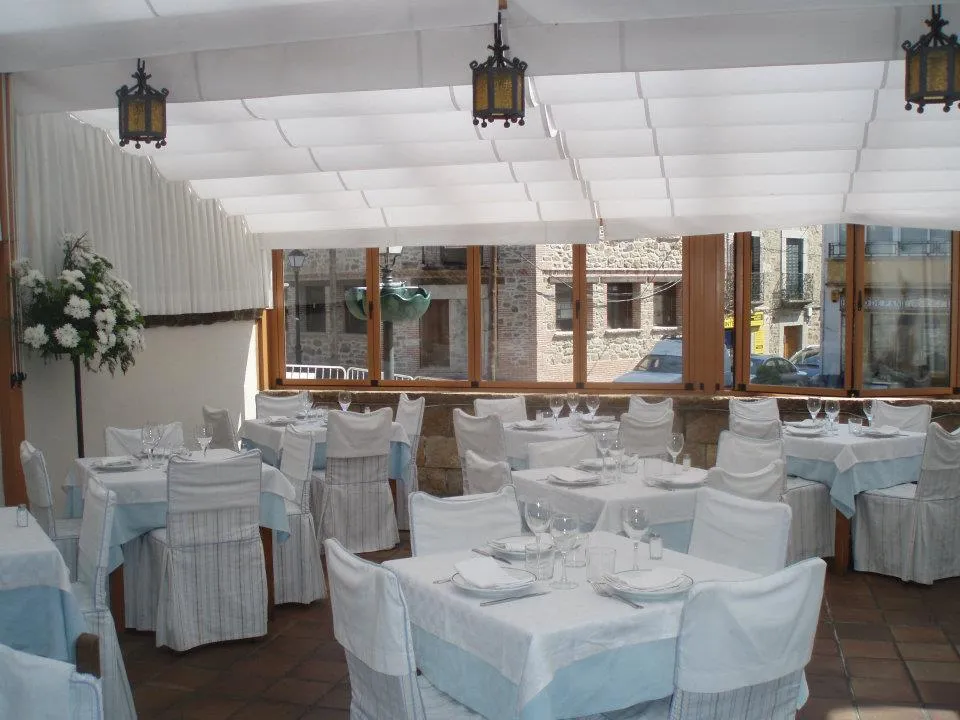 Asador La Fuente restaurant in Miraflores de la Sierra