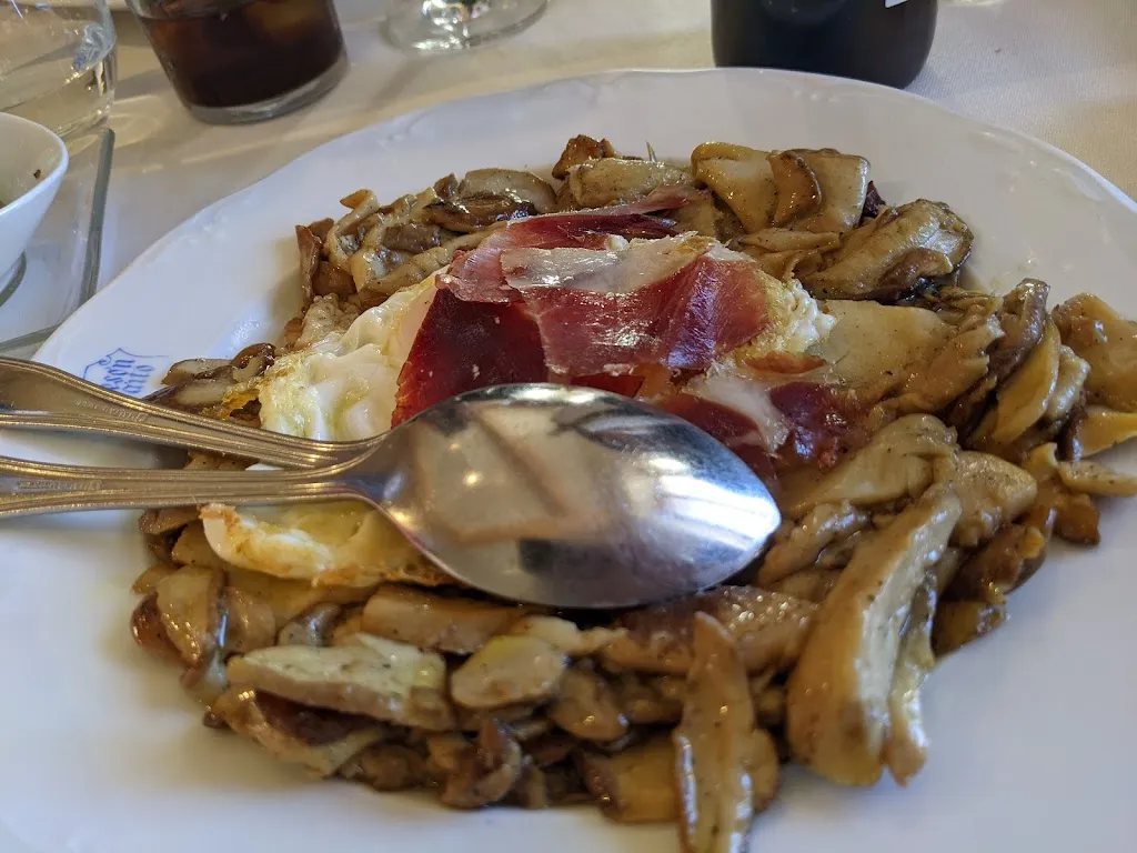 R E_Mesón Asador Maito_Miraflores de la Sierra_review