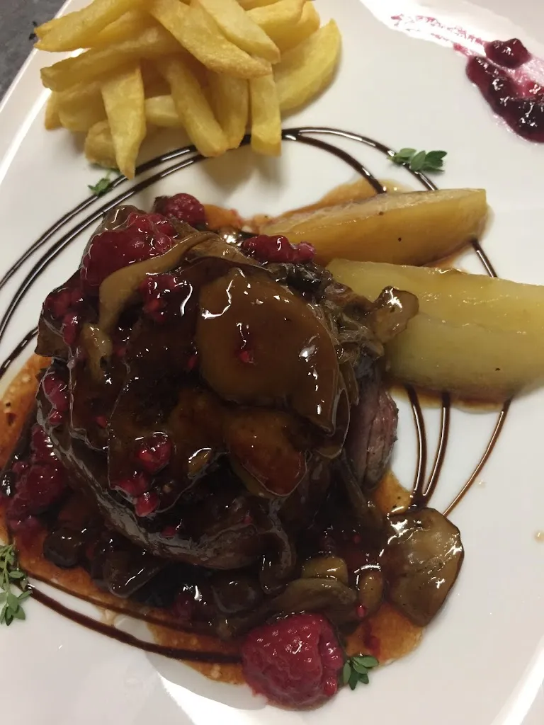 Mesón Asador Maito_Miraflores de la Sierra_slider_image_3