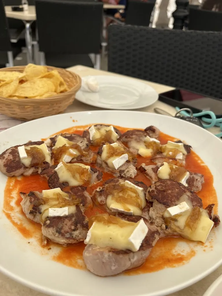 Heyzel Ortega_Taberna La Ínsula_Miraflores de la Sierra_review