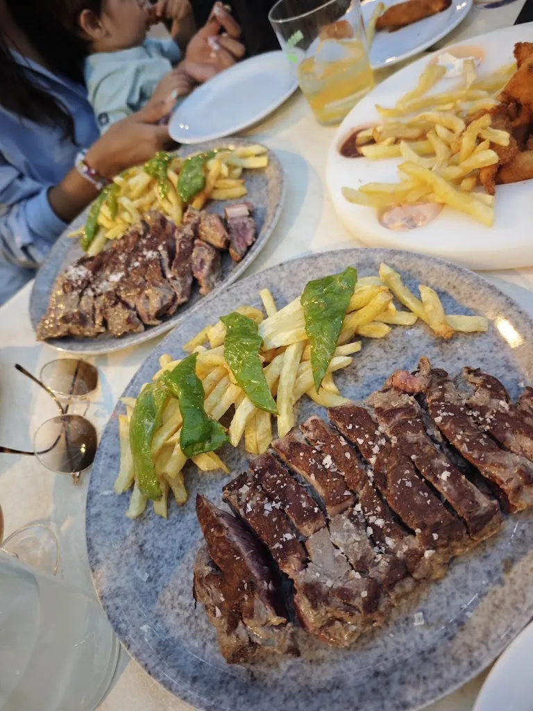 Diana Medina_Taberna La Ínsula_Miraflores de la Sierra_review