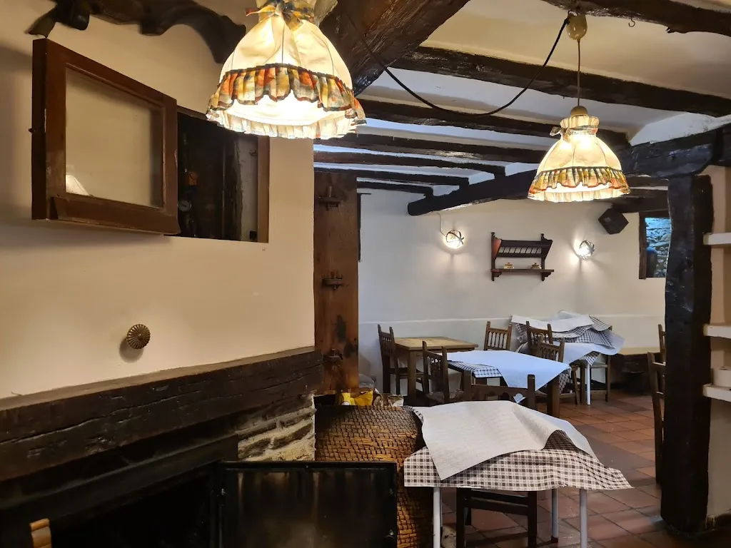 Mesón El Hayedo. restaurant in Montejo de la Sierra