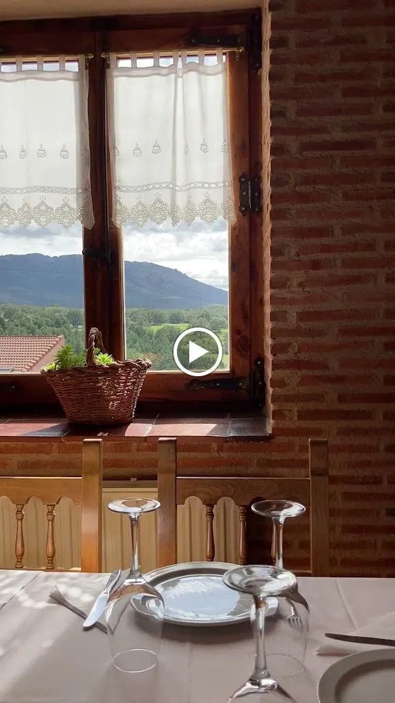 Restaurante asador La Hontanilla_Montejo de la Sierra_slider_image_2