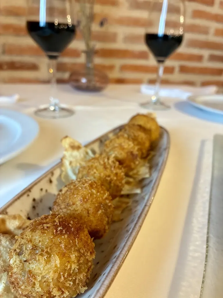 Restaurante asador La Hontanilla_Montejo de la Sierra_slider_image_3