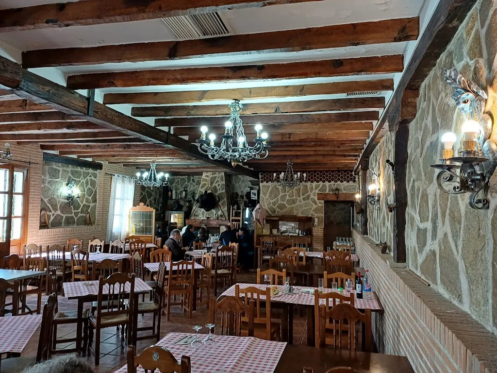 Restaurante Cachorro restaurant in Moraleja de Enmedio