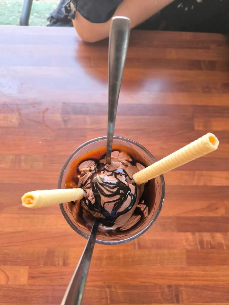 Marga Tesla_EL JARDIN David y Eva_Moraleja de Enmedio_review