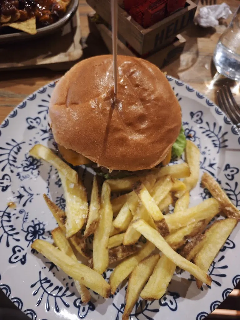 Comer en Humanes | Chester Lounge Humanes | Desayunos y Meriendas_Moraleja de Enmedio_slider_image_3