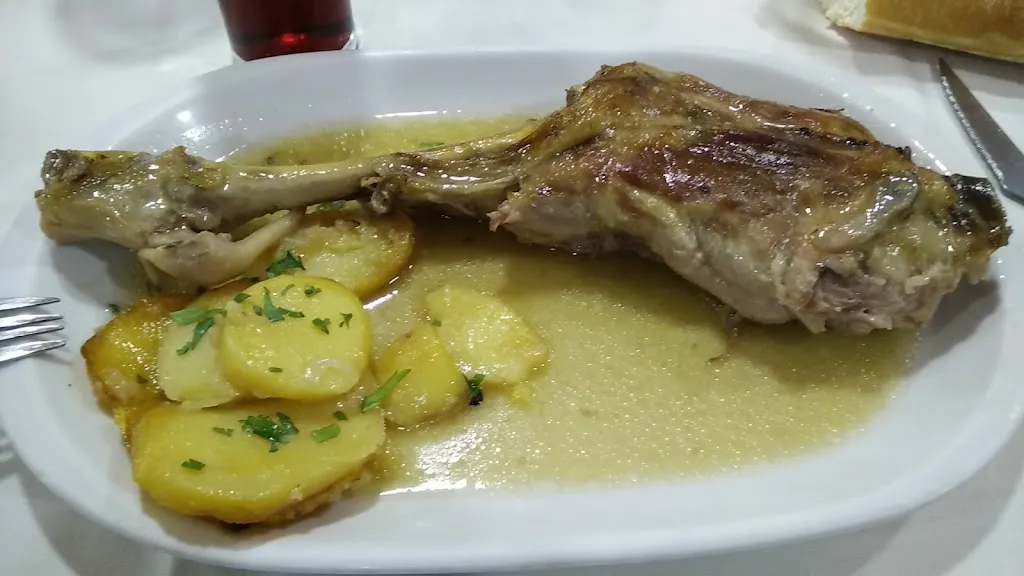 Menu_Rest Arroyomolinos_Moraleja de Enmedio_image_3