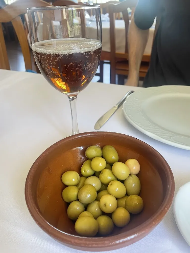 Jessica Bello Salguero_Asador de Esther_Guadarrama_review