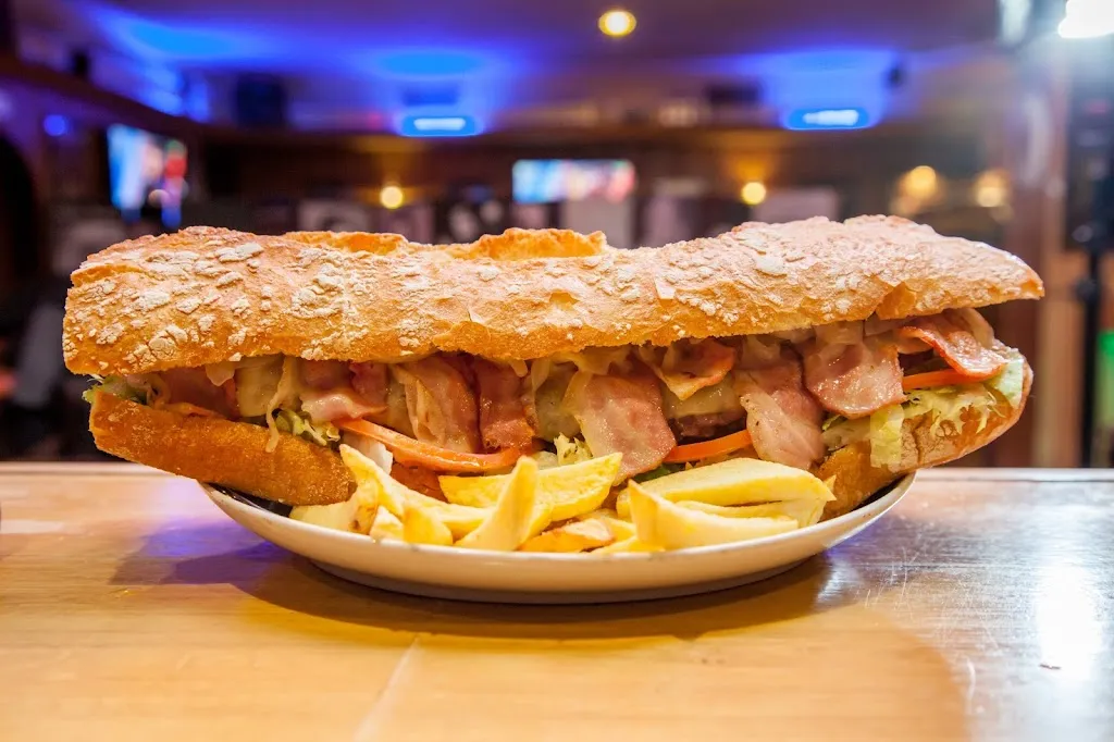 Texas Tavern_Guadarrama_slider_image_3