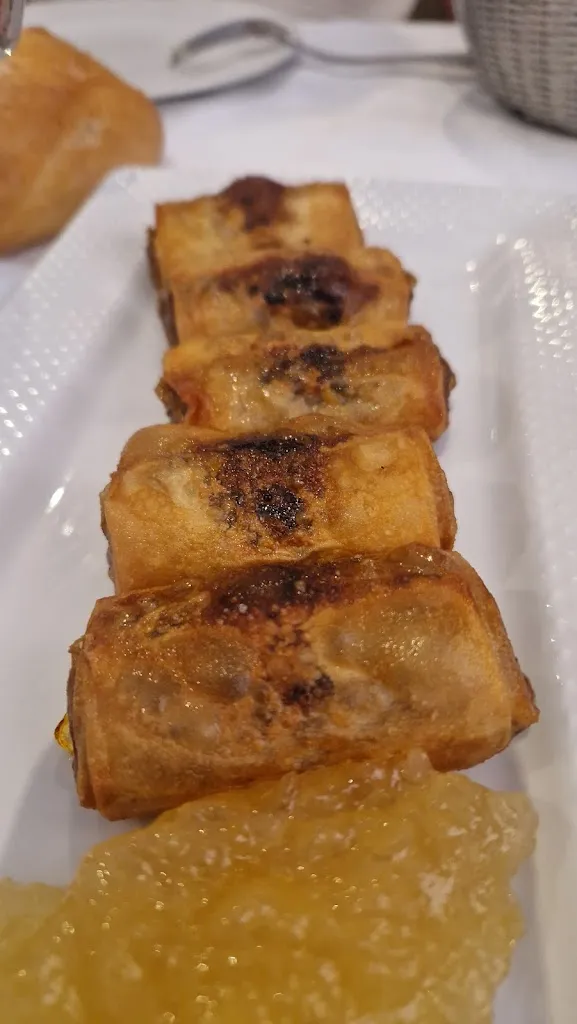 Laura Burillo Cruzado_La Calleja de Guadarrama._Guadarrama_review