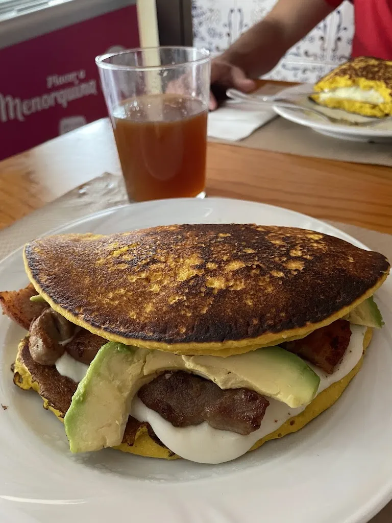 Mileydis Tortoza_El Rinconcito Larense_Guadarrama_recensione