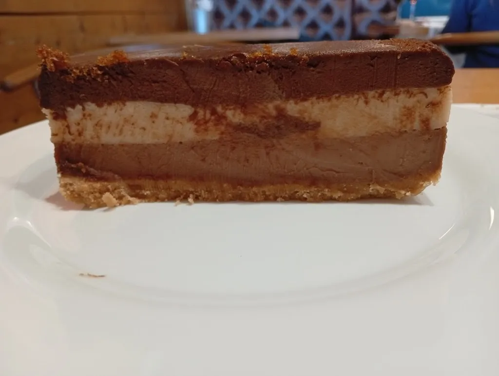 Alejandro Villalta_El 42_Guadarrama_review