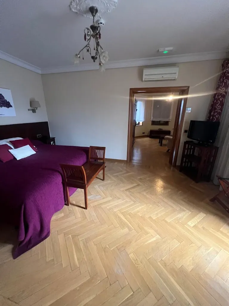 Punta Me Hotel & Restaurante Torreblanca_Guadarrama_slider_image_3