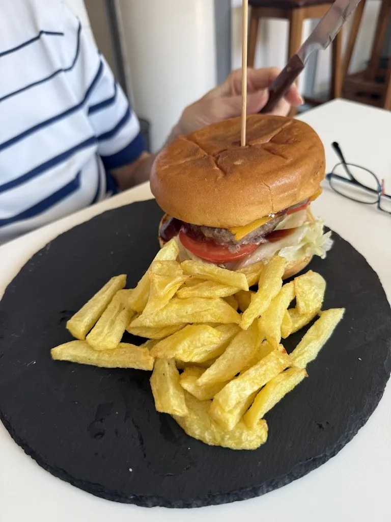 Bar Burger Sofia_Guadarrama_slider_image_2