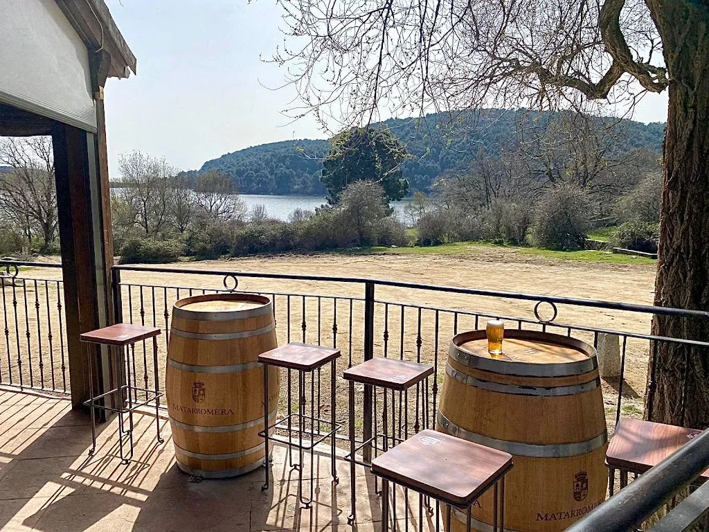Restaurante La Ermita de la Jarosa restaurant in Guadarrama