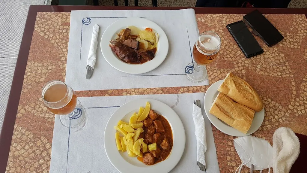 Mohammad Ali Ell Rifai_Restaurante Muxía_Meco_review