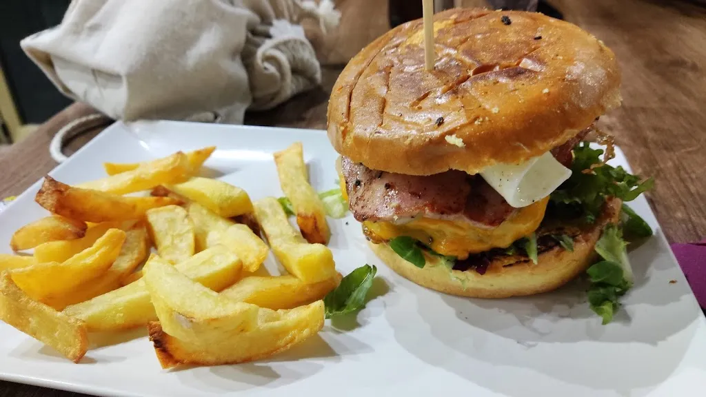 Menu_Bar La Cabaña Bike_Meco_image_9