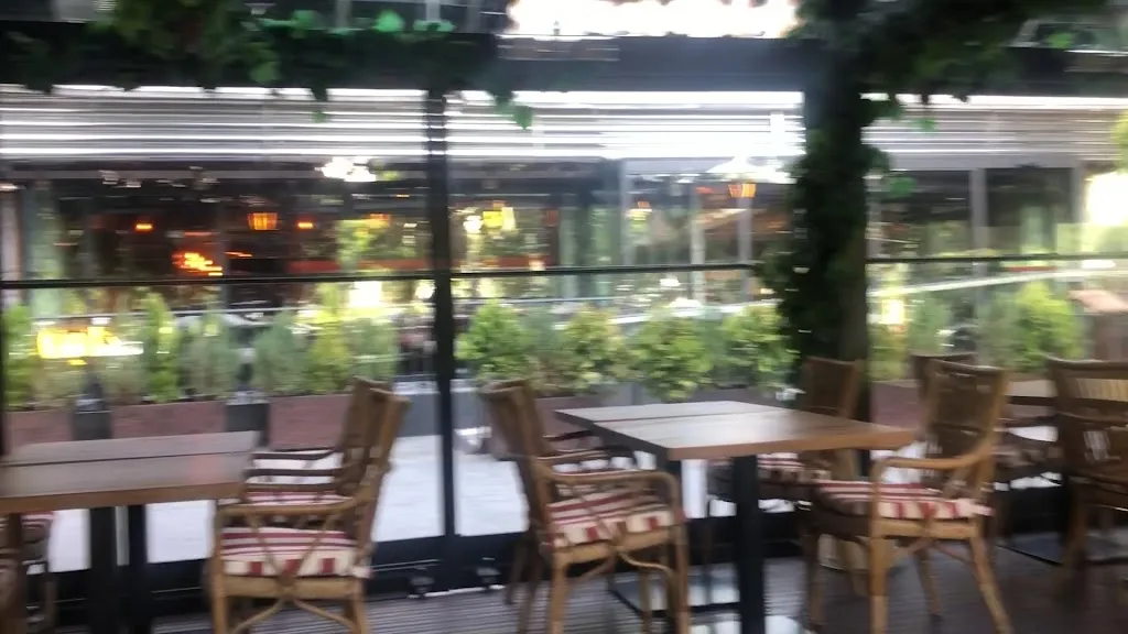 La Terraza El Pimiento Verde_Meco_slider_image_2