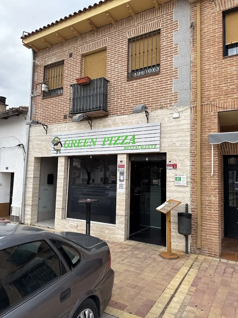 Green Pizza restaurant in Meco