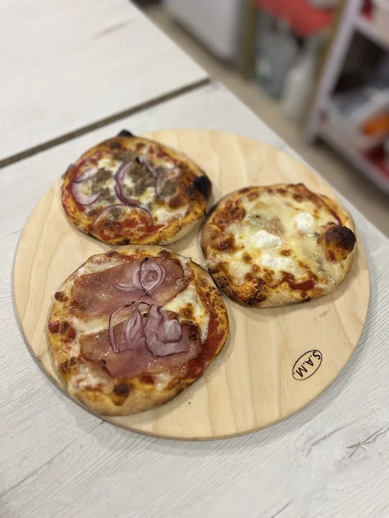 Green Pizza_Meco_slider_image_2