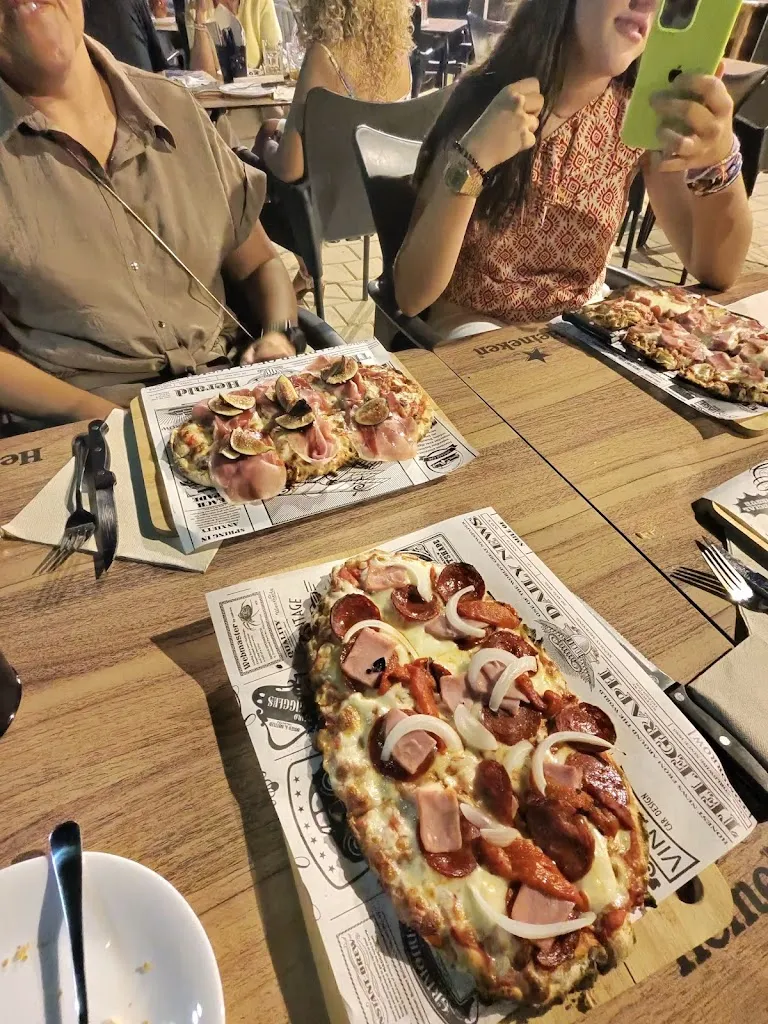 JOSE MIGUEL CARRASCO GOMEZ_Franco Pepperoni_Novelda_review