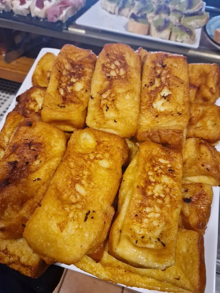 Restaurante El Tirol_Navalafuente_slider_image_2