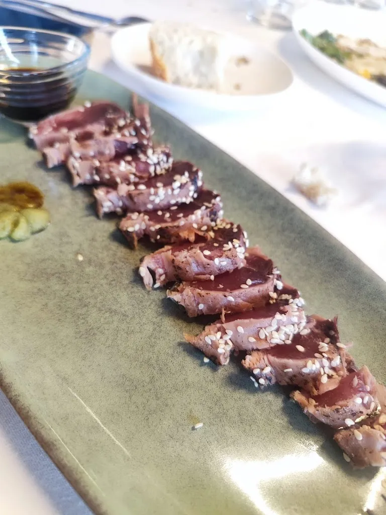 Roberto Serrano Araujo_1987 El Origen_Navalagamella_review