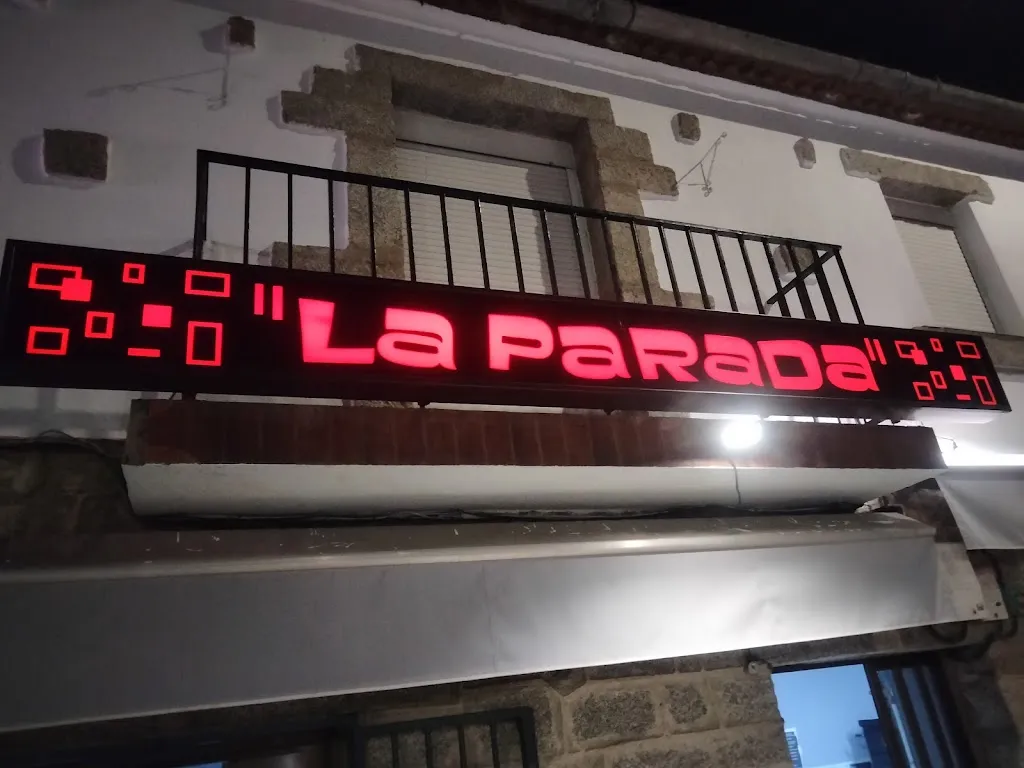 "LA PARADA " Restaurante & Pizzeria ristorante a Navalagamella