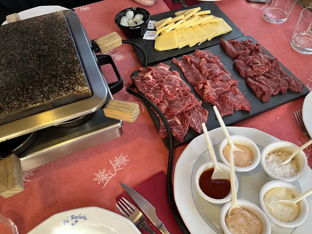 La Raclette_Navacerrada_slider_image_3