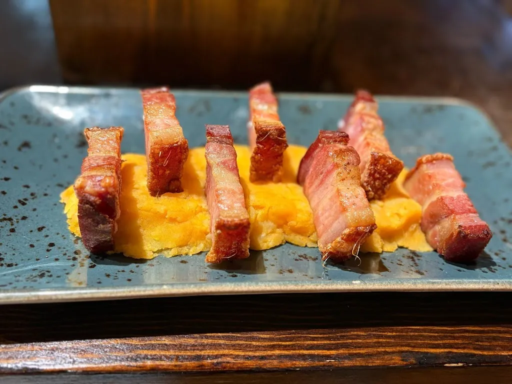 DonDeXimena Gastrobar_Navarredonda y San Mamés_slider_image_2