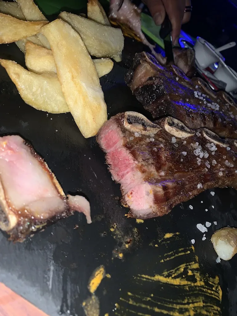 Marie Lim_Costa Cruz Puerto_Navas del Rey_review