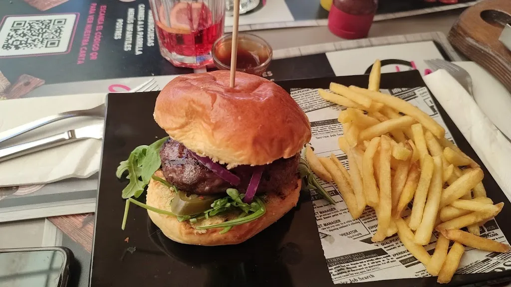 Oscar Olivares_Daddy Hamburgueseria_Nuevo Baztán_recensione