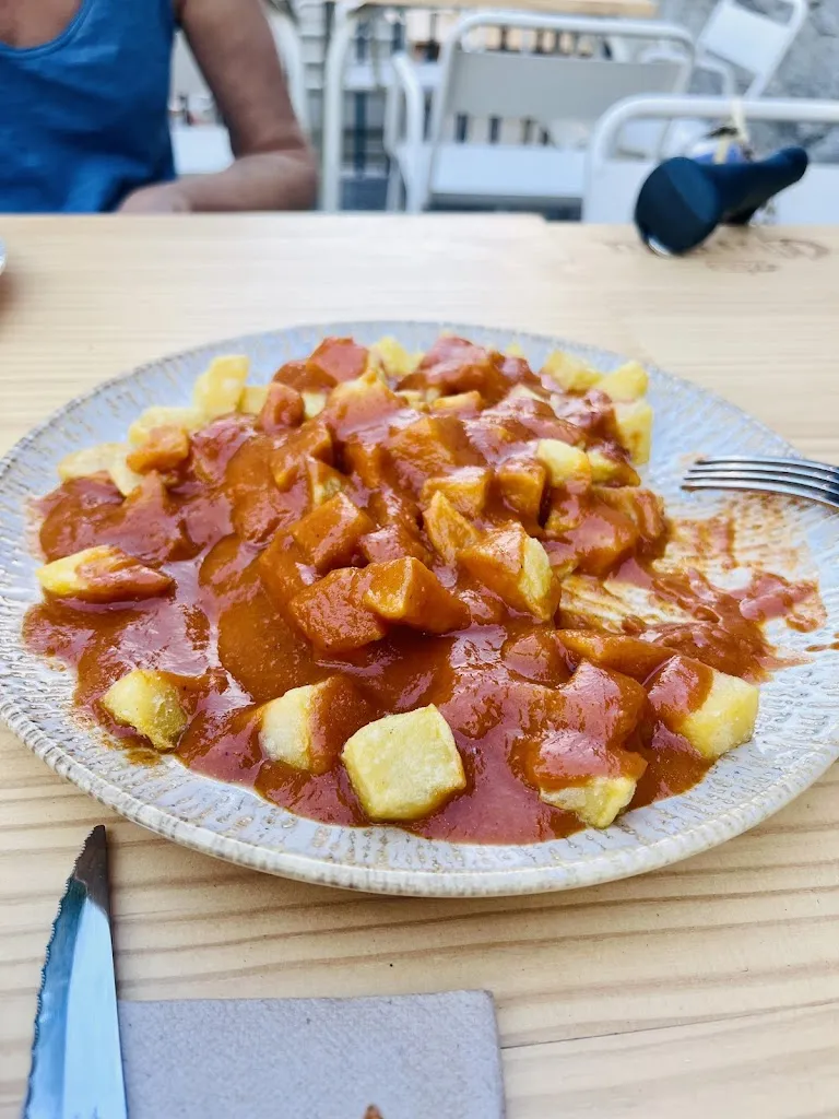 Menu_Traveler by Lopez & Lopez_Moralzarzal_image_6